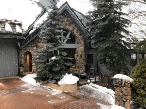 5 Bed with loft 6ba ski in and out amazing views Beaver Creek